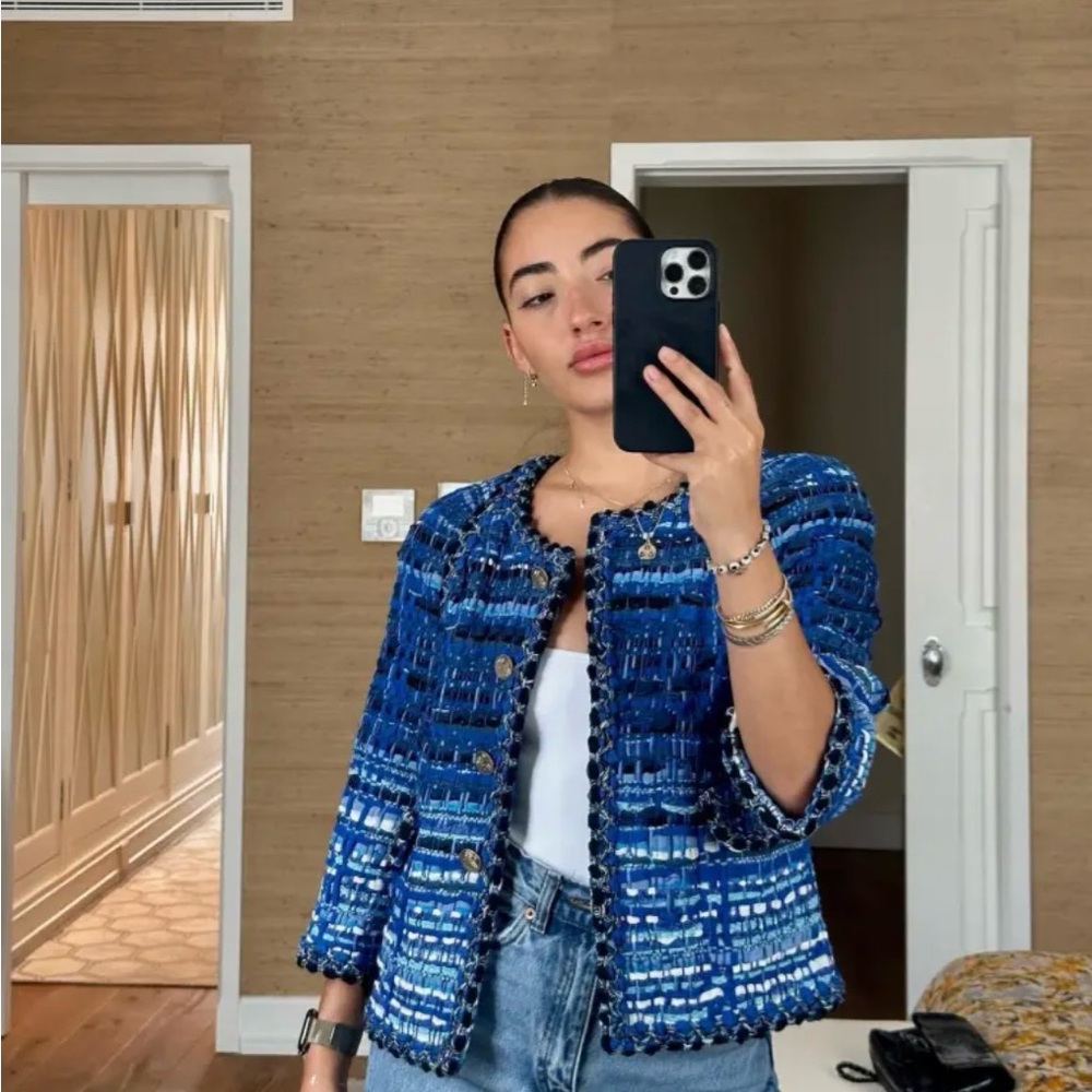 Chanel Cruise 2018 Greece Blue Gold Owl Lesage Fantasy Tweed 18C Jacket - Picture 3 of 16